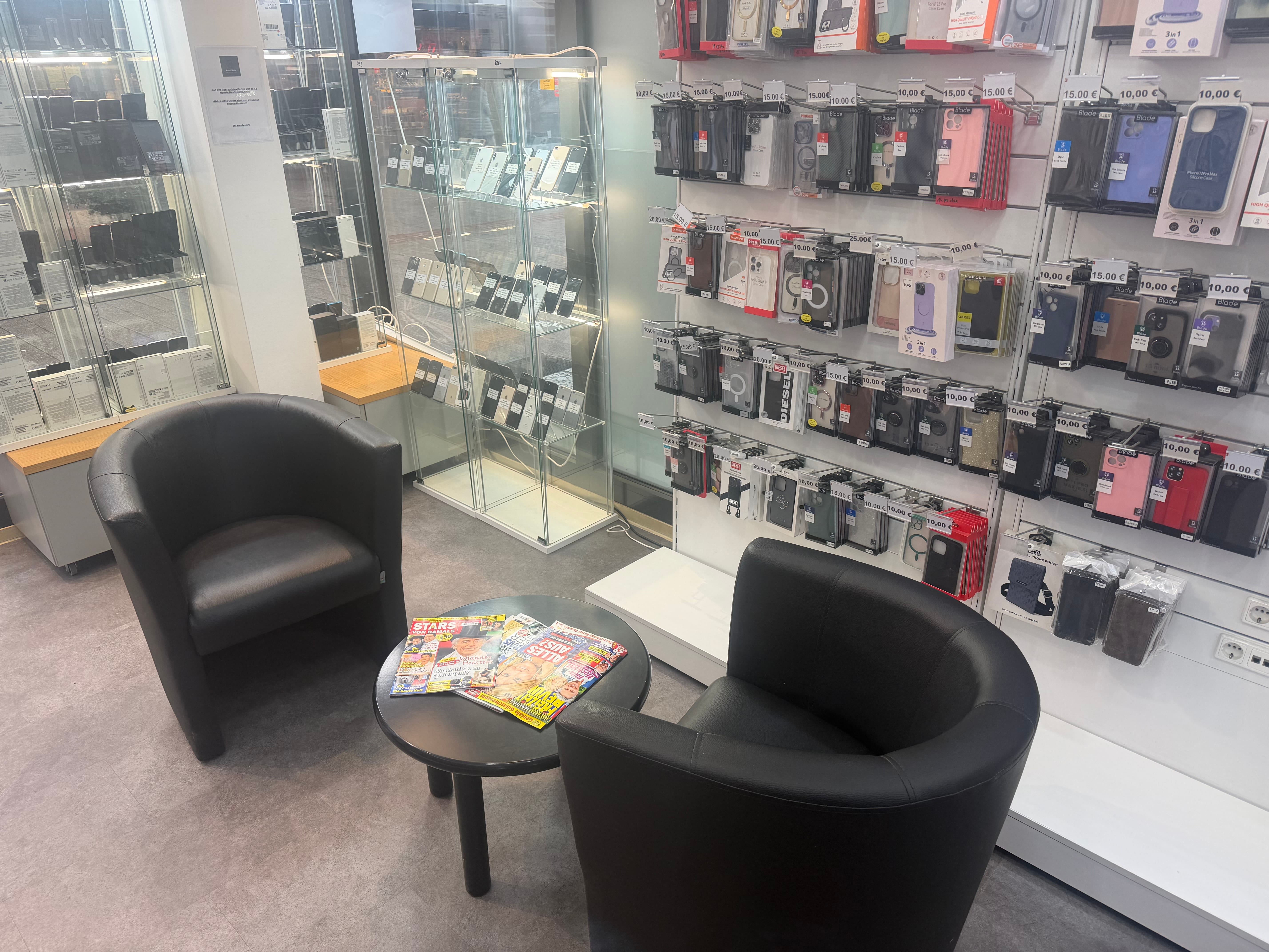 Loungebereich im Handywerk Shop
